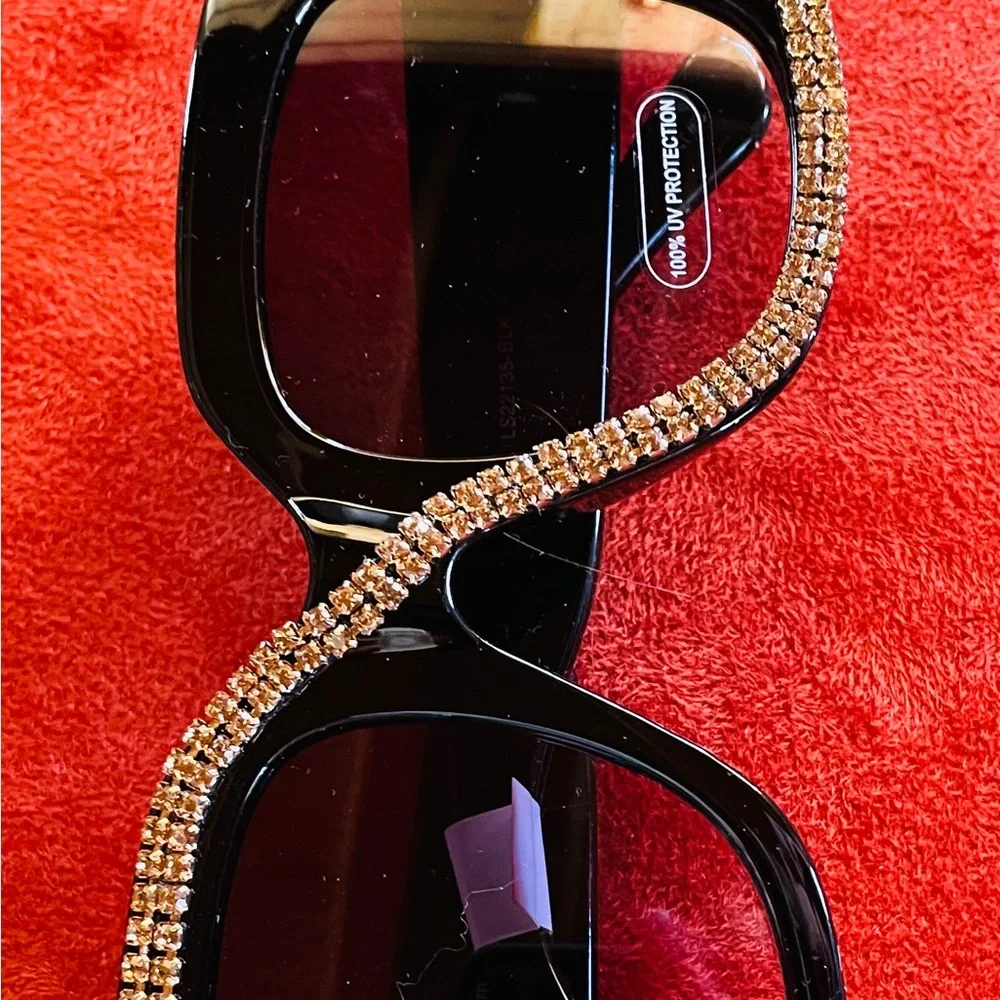 Fabulous New Gold RHINESTONE Embellished Oversized Square SUNGLASSES